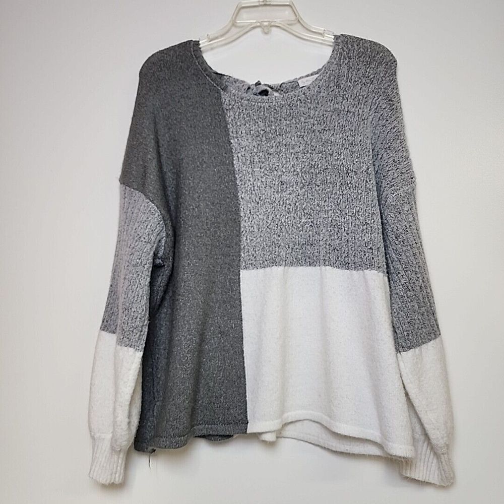 In The River Sweater Women's Medium Gray White Key Hole Tie Acrylic Oversized